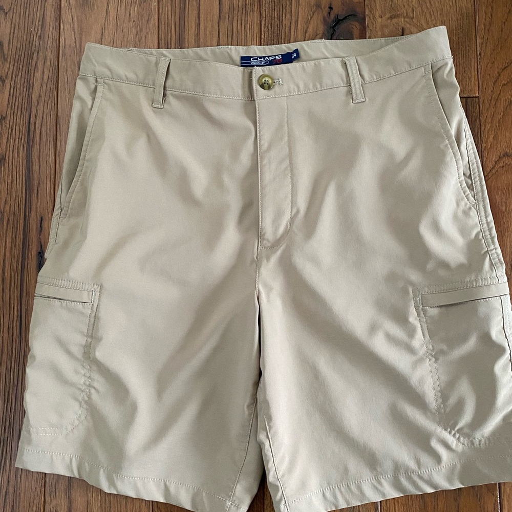 Chaps 78 Golf shorts Size 34